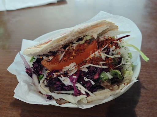 Yasmin's 1 Döner & Pizza  photo 10
